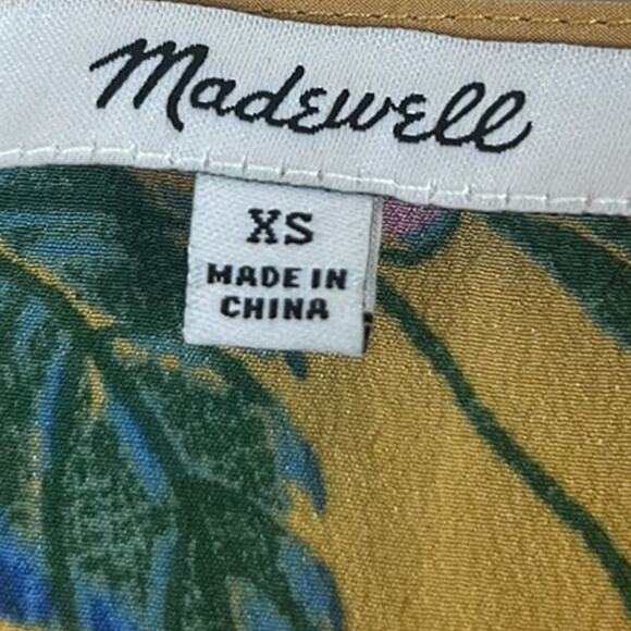 Madewell 100% Silk Side-Tie Wrap Top in Painted Blooms - Picture 5 of 5